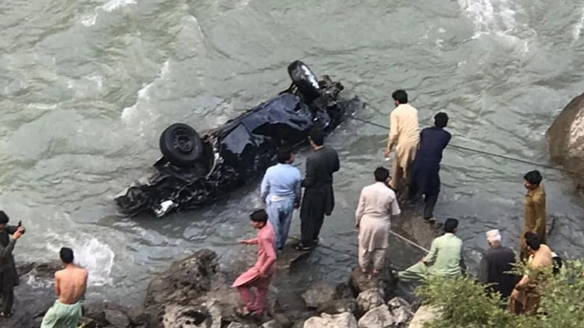 Five killed, two injured as car plunges into river
